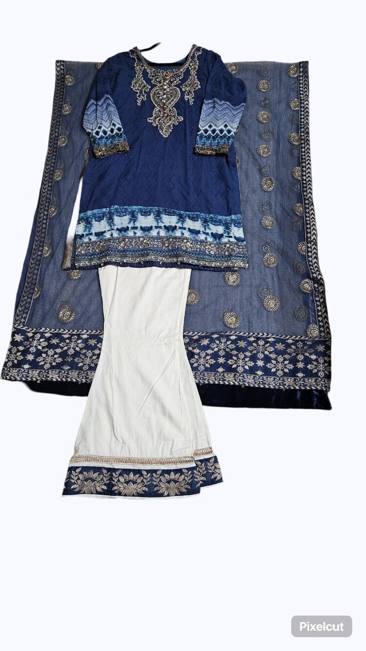 Brand New Pakistani Kameez Shalwar / Trouser Dupatta Tailored Pret Medium Fit